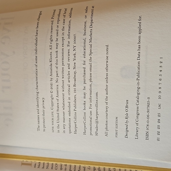 Live Your Life. Amanda Kloots,my story of loving and losing Nick Cordero Book - Picture 15 of 17